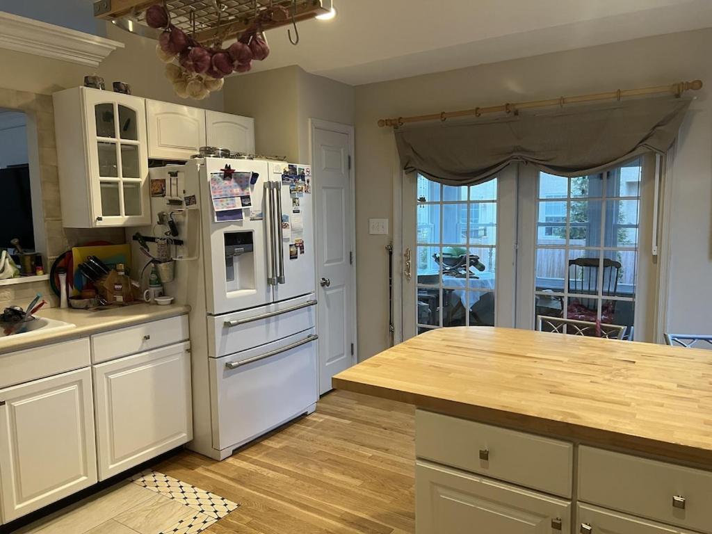 Location! House With Home Office, Gym, More-Cherry Hill Luaran gambar